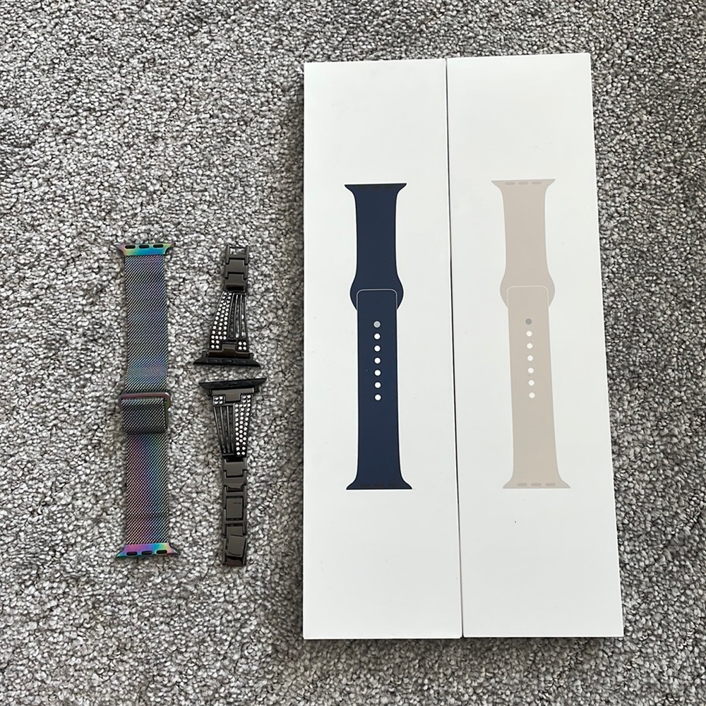4 Apple Watch Bands